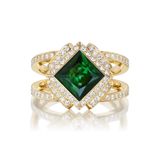 18k Yellow Gold 8 mm Square Green Tourmaline Ring with pavé diamonds