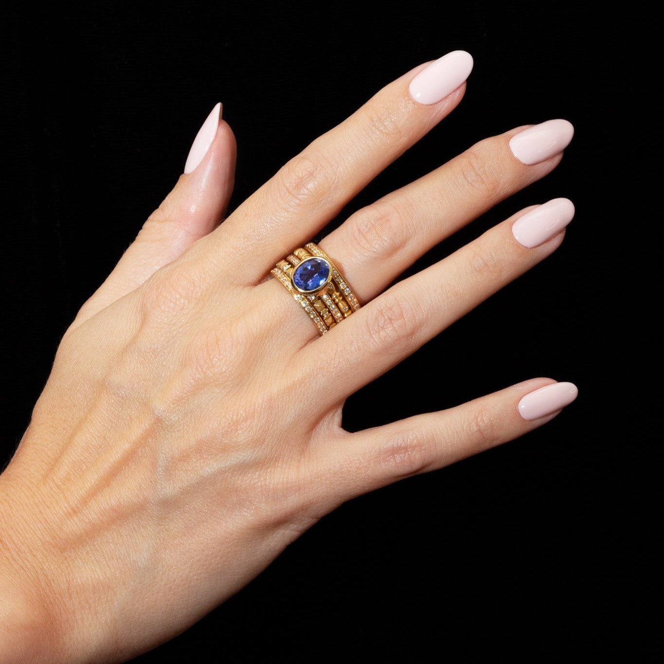 18Kt Yellow Gold Oval Tanzanite Ring - Chris Correia