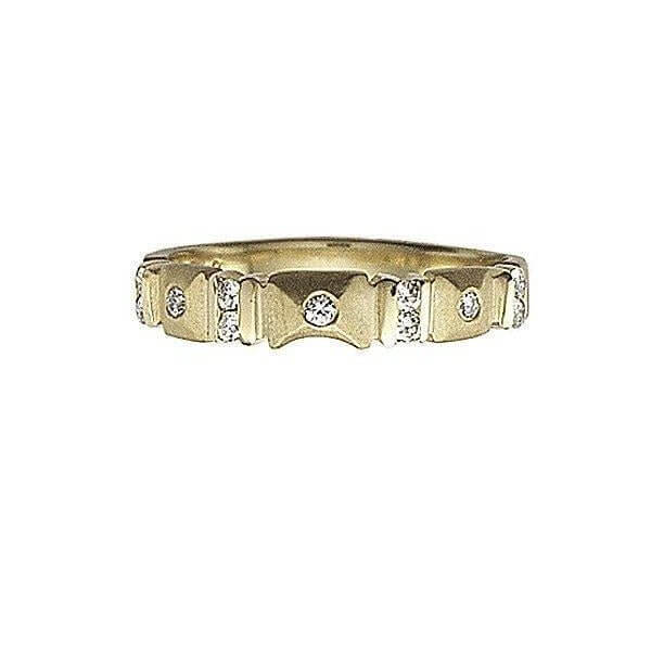 18Kt Yellow Gold 'Sugarloaf' Diamond Wedding Band Ring - Chris Correia